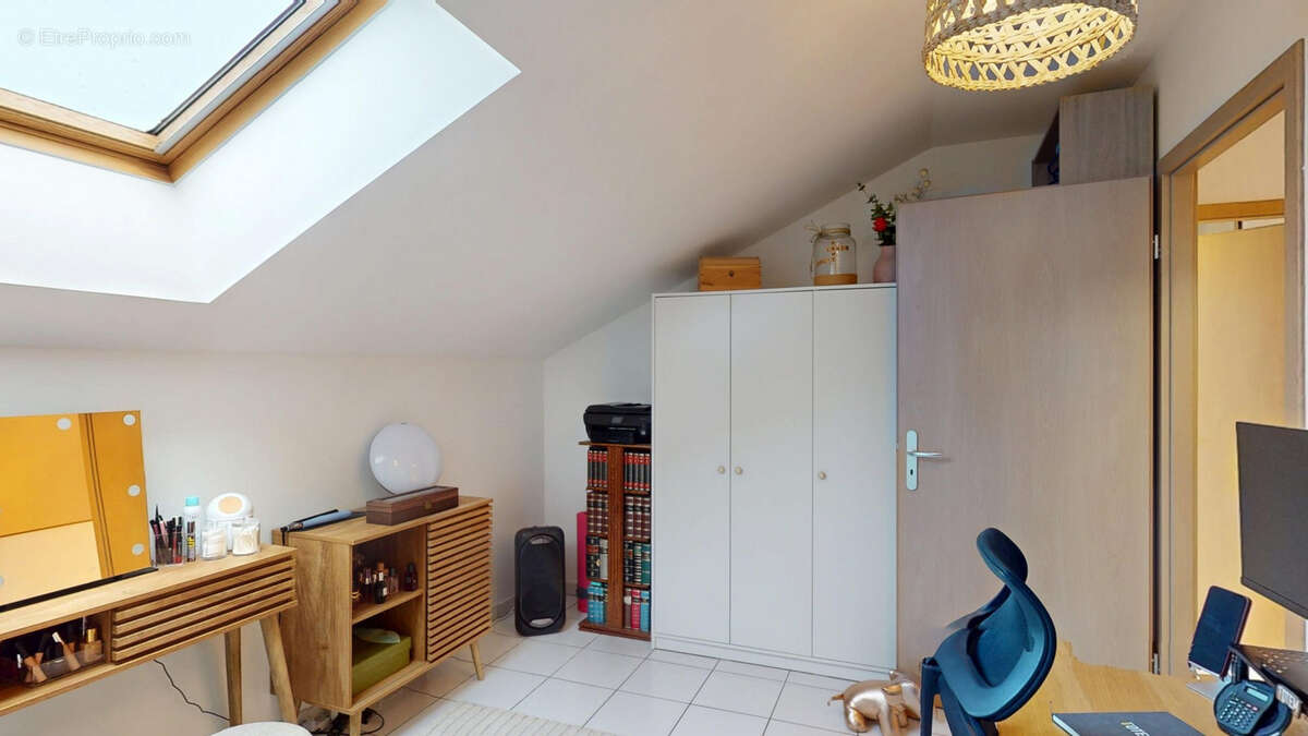 Appartement à ARS-SUR-MOSELLE