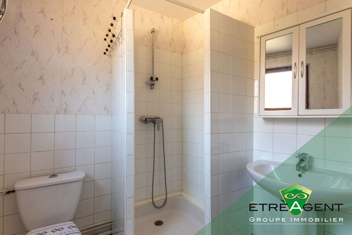 Maison DAMVILLE CENTRE-VILLE - 142 m² - 3 chambres - photo 16