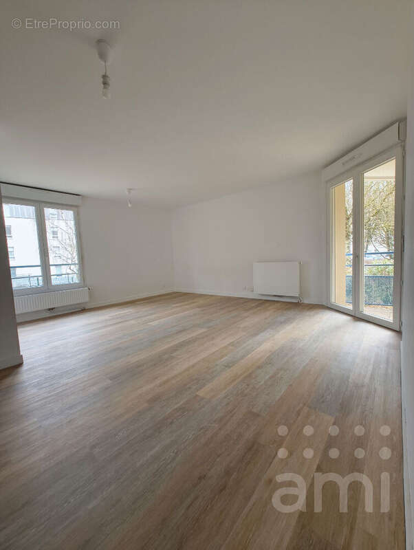 Appartement Poitiers 74 m2 avec terrasse, jardinet et parking - photo 2