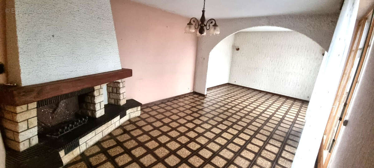 Maison à AUDINCOURT