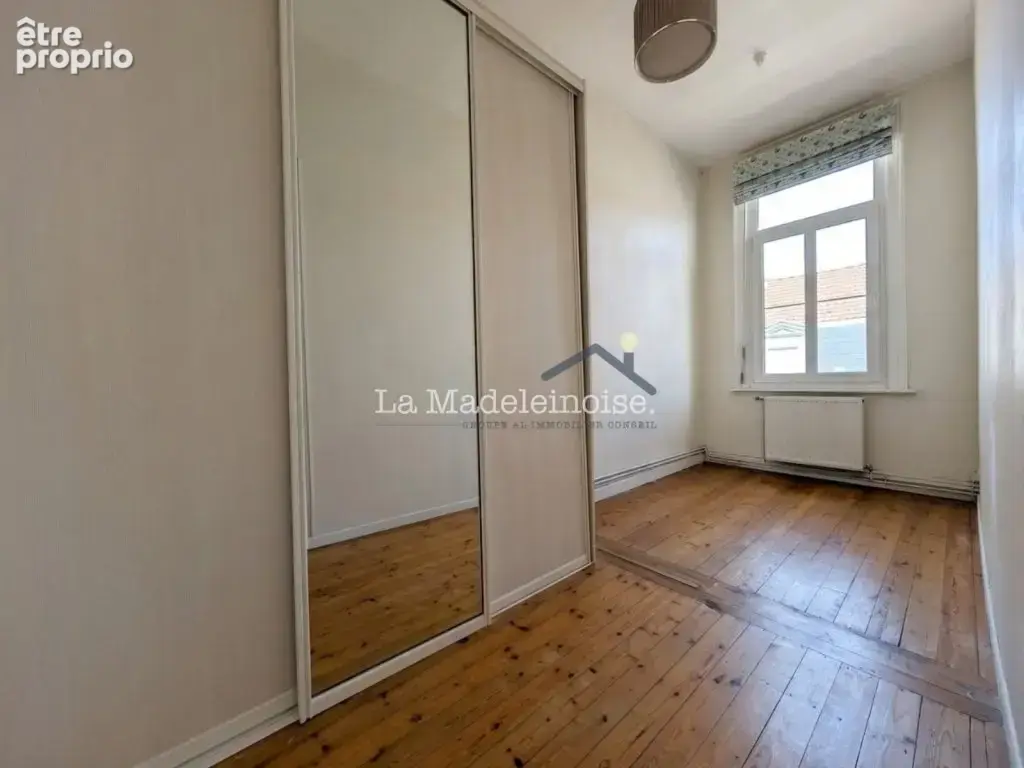 Appartement T3 de 66 m² au charme d'époque, à 3 minutes du tramway Botanique - photo 10