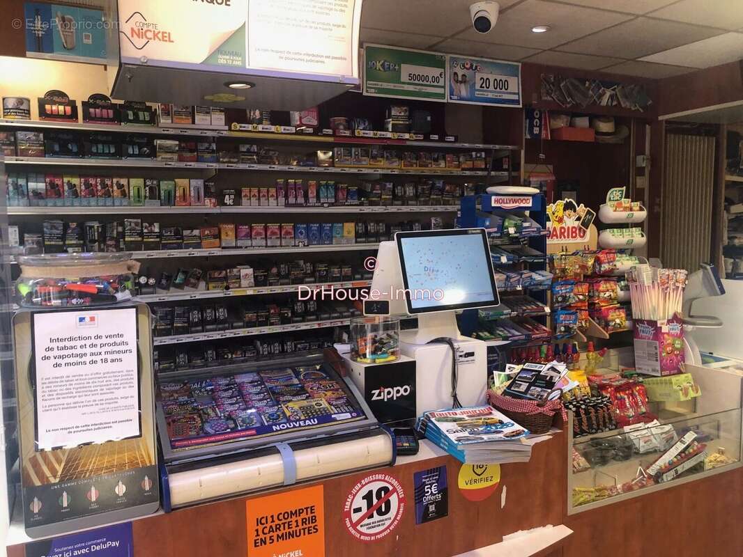 Commerce à MIRECOURT