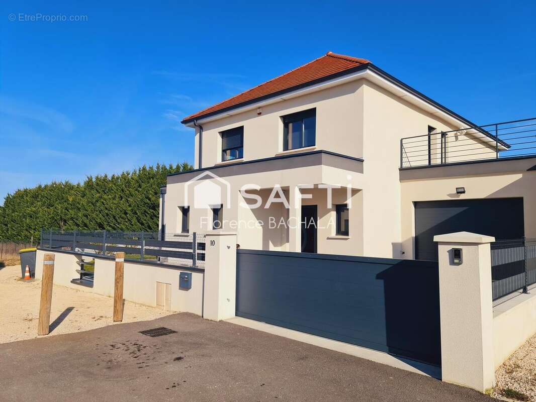 Photo 2 - Maison à DIJON