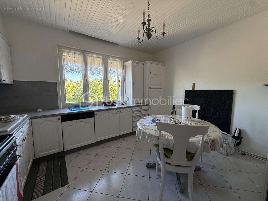 Maison à VOLMERANGE-LES-BOULAY