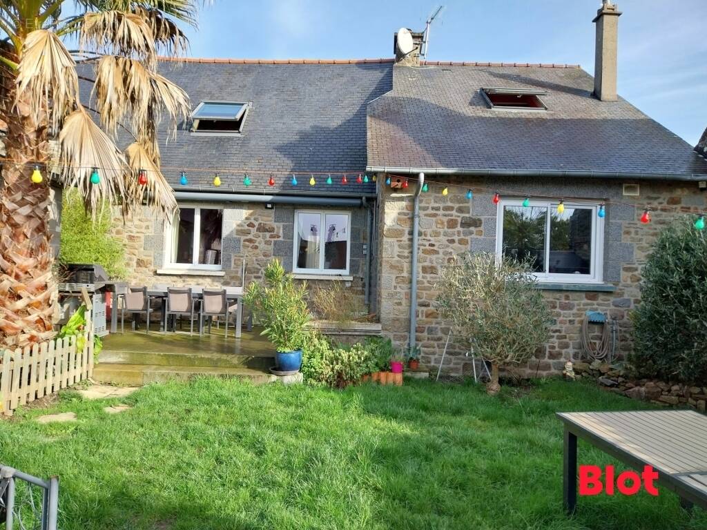 Maison à MINIAC-MORVAN