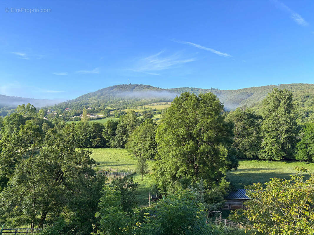 Charmante maison de campagne rénovée avec vue dégagée sur la vallée - photo 2