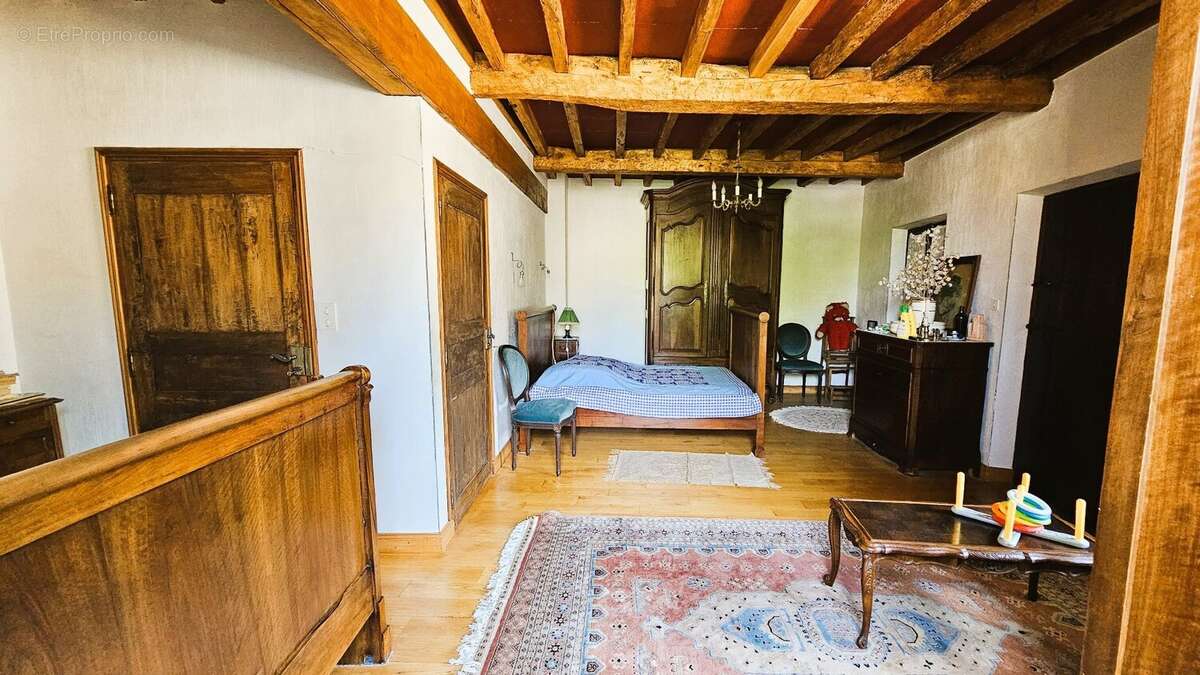 Authentique demeure avec grange et jardin - photo 10