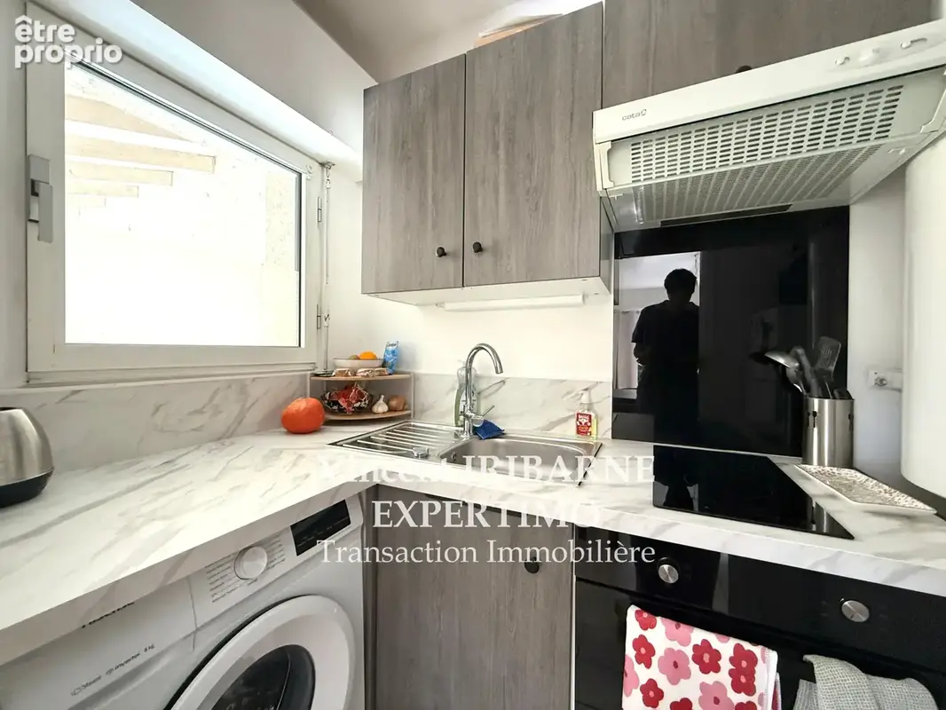 Appartement T2, Quartier Saint-Vivien, Terrasse, cave et Parking Privatif - photo 7