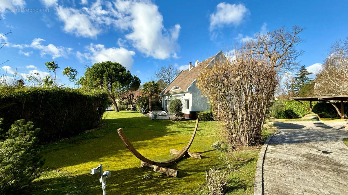 Maison à ENGHIEN-LES-BAINS
