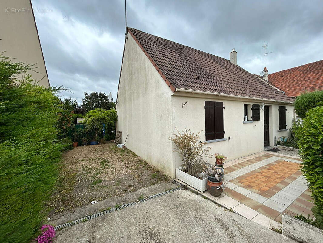 Maison à MARGNY-LES-COMPIEGNE