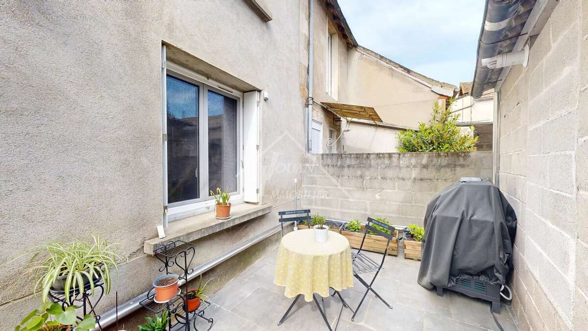 Maison à BOURBON-L'ARCHAMBAULT
