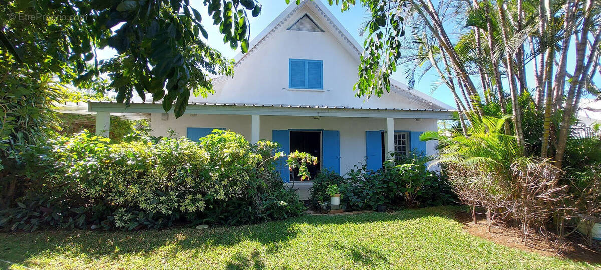 Photo 1 - Maison à SAINT-PIERRE