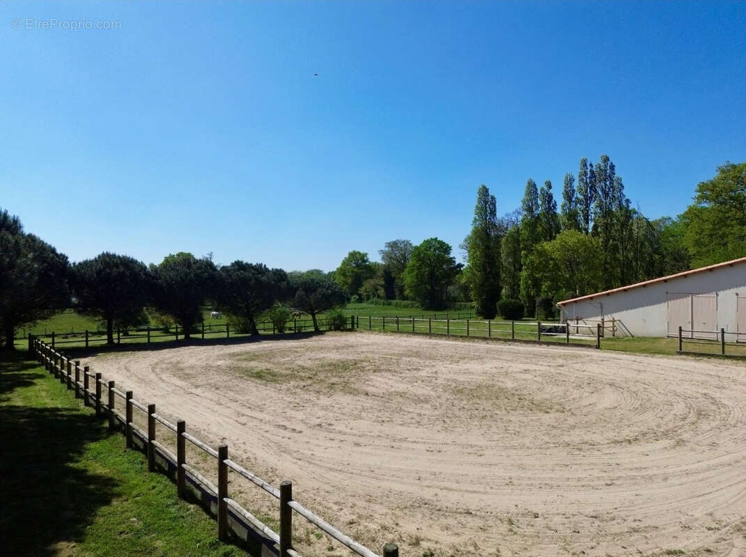 Maison à SAINT-FLORENT-DES-BOIS