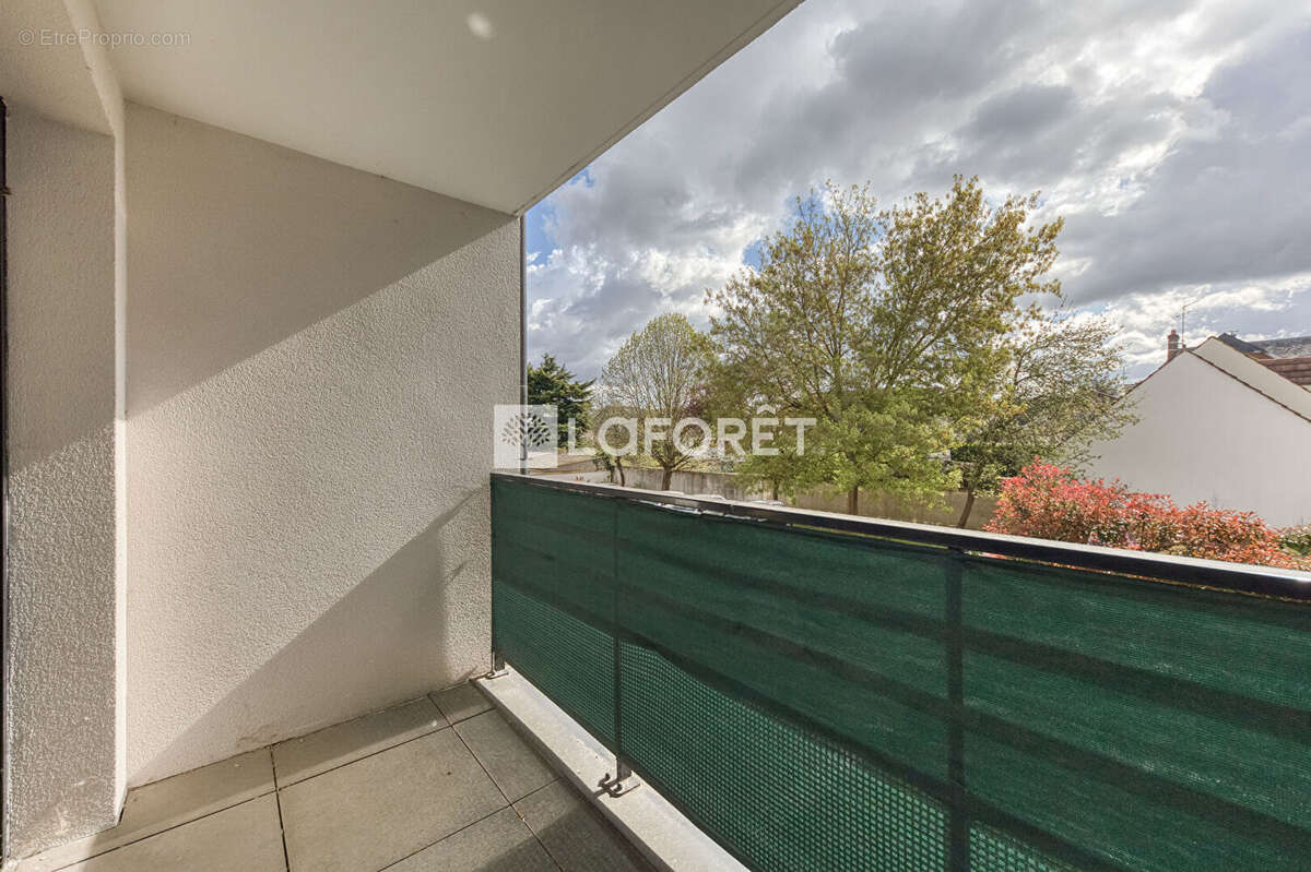 Appartement à PONTAULT-COMBAULT