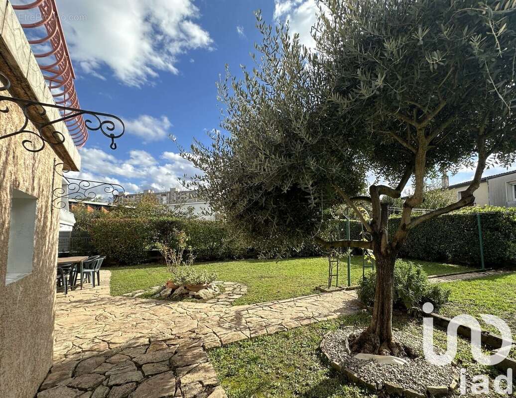 Photo 5 - Maison à ECHIROLLES