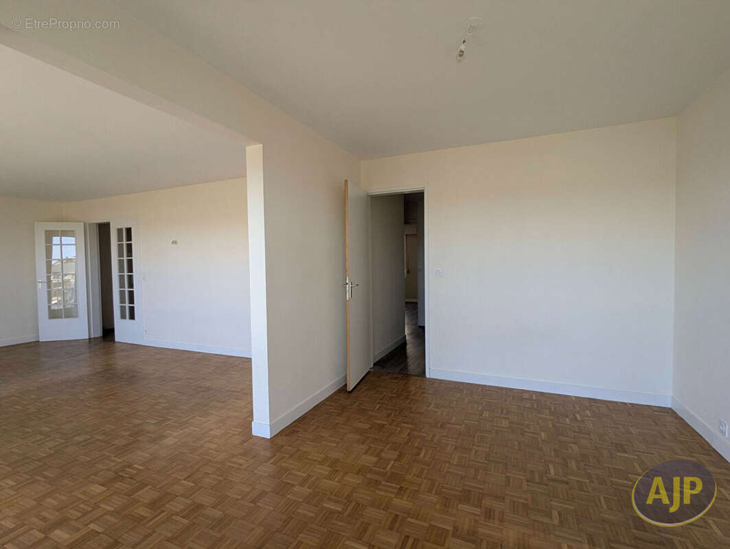Appartement 4 pièces de 90 m² - rennes bourg l'évêque - photo 11