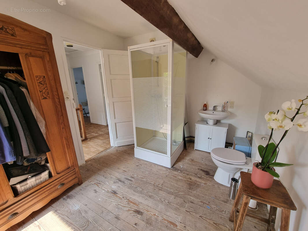 Maison à L&#039;ETOILE