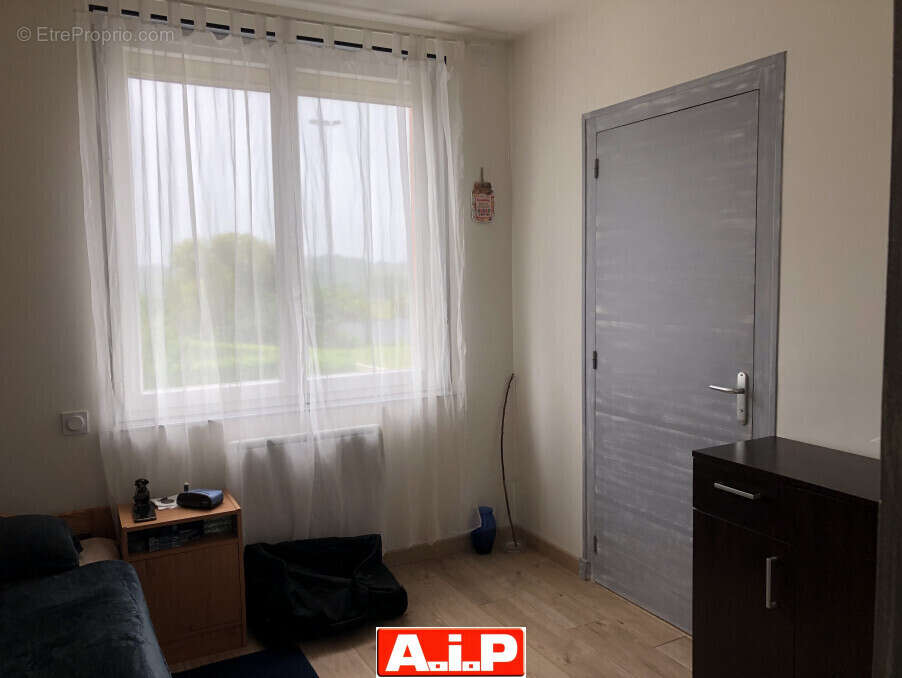 Maison 127 m² à Saint-Mesmin  - photo 9