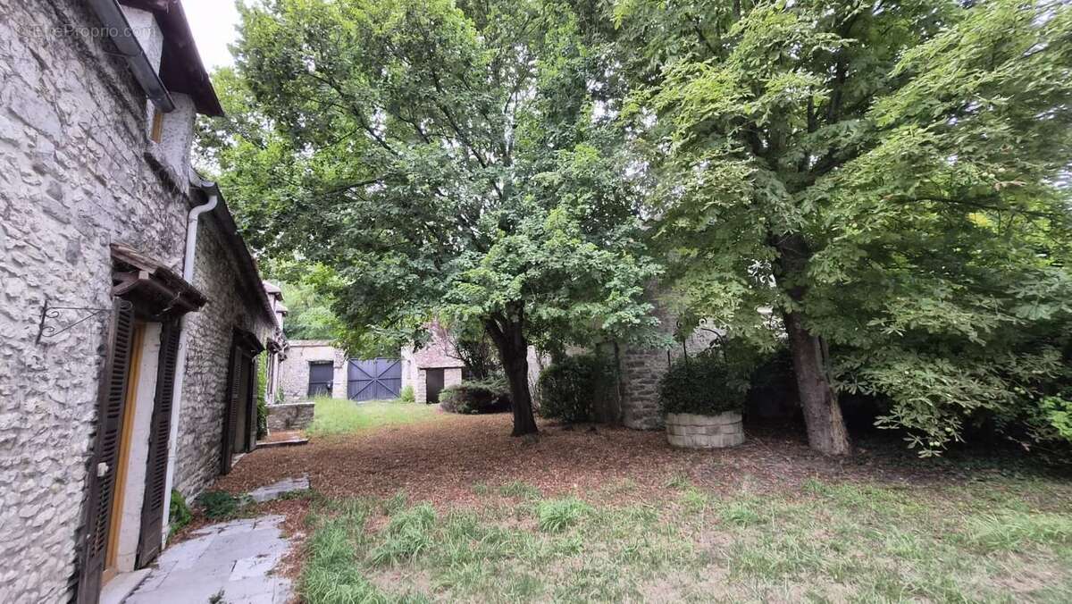 Maison à BUNO-BONNEVAUX