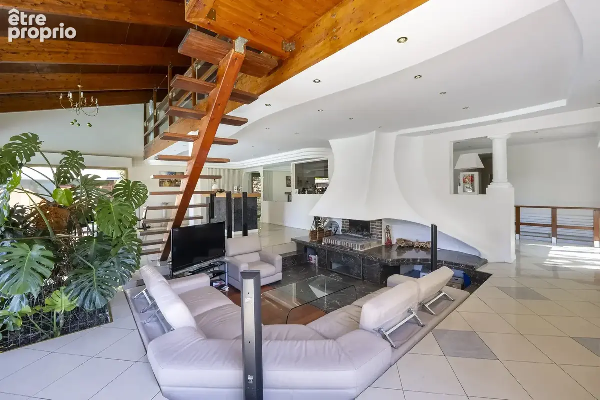 Bougival (78) - Maison de prestige avec piscine - photo 15