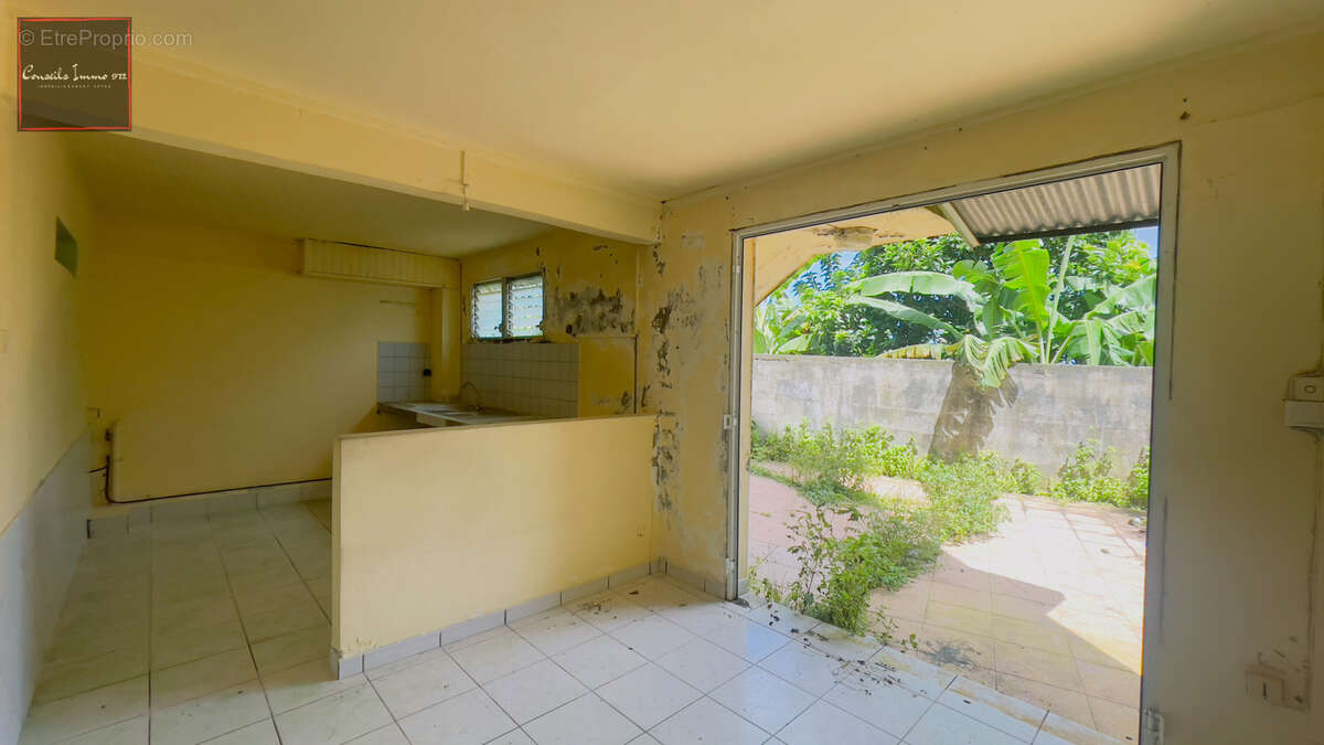 À vendre : Immeuble de rapport loué - Gros-Morne - photo 11