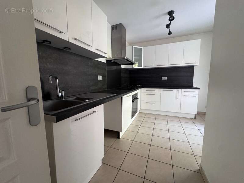 Appartement à SAINT-CYR-SUR-LOIRE