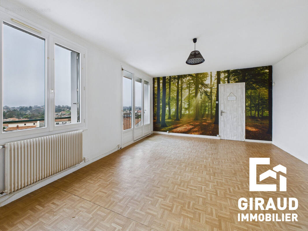 Appartement à FONTENAY-LE-COMTE