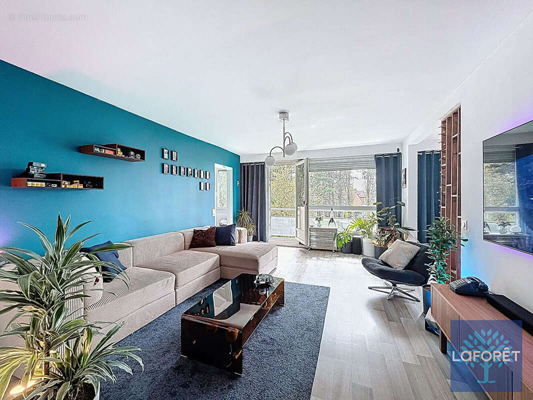 Appartement à MARLY
