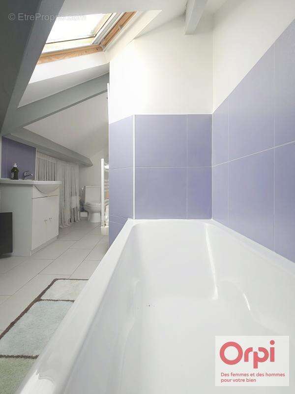 Appartement à ISSY-LES-MOULINEAUX