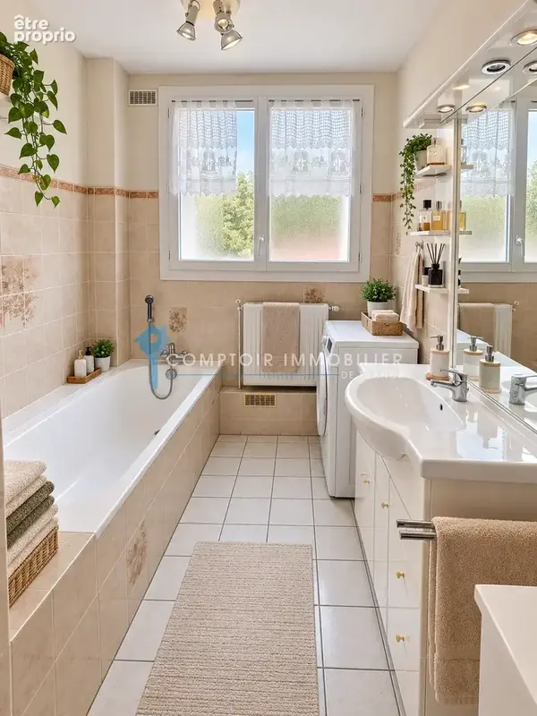 Dépt Hérault (34), à vendre Sete Appartement ff3 de 66m2 - balcon - cave - parking commun. - photo 3