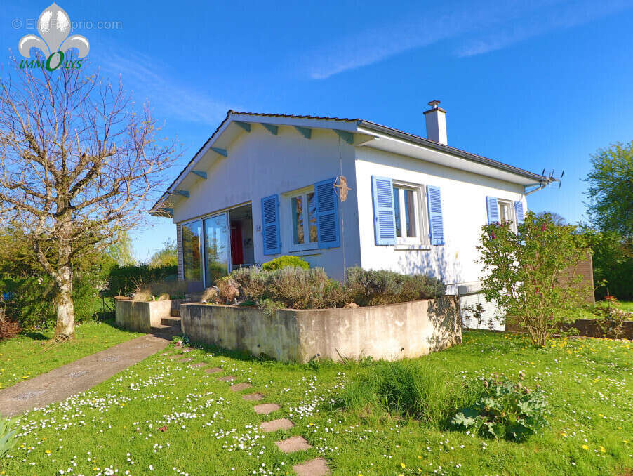 Maison à LECHATELET