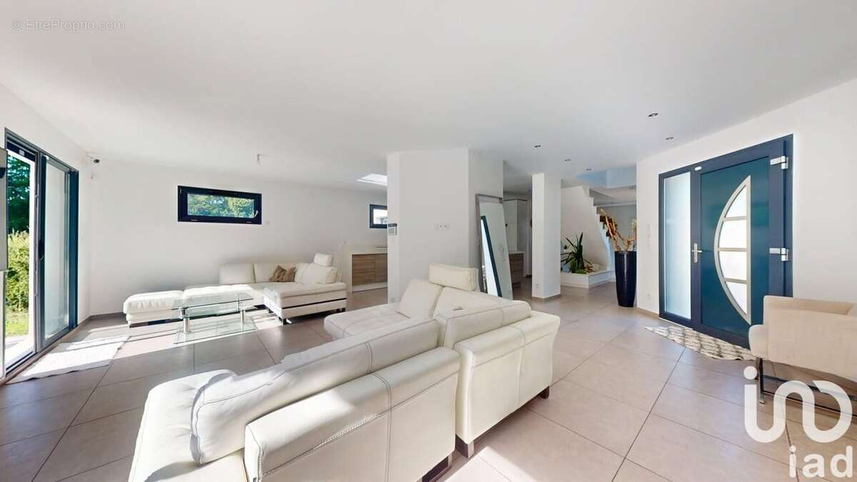 Photo 4 - Maison à ELANCOURT