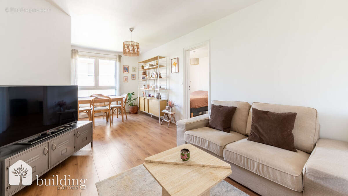 Appartement à LEVALLOIS-PERRET