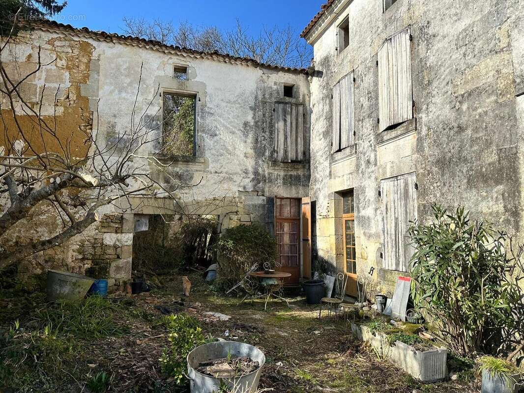 Photo 8 - Maison à SAINT-SAUVANT