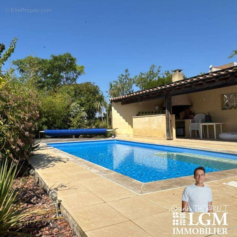 Villa contemporaine avec vue panoramique sur l'étang de Vendres et la Méditerranée - photo 2