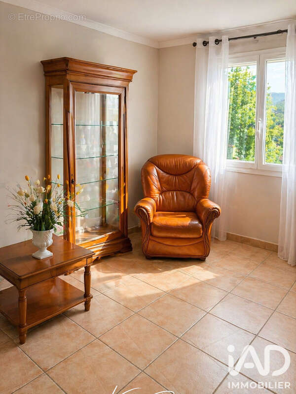 Maison 165 m² à Robiac-Rochessadoule  - photo 4