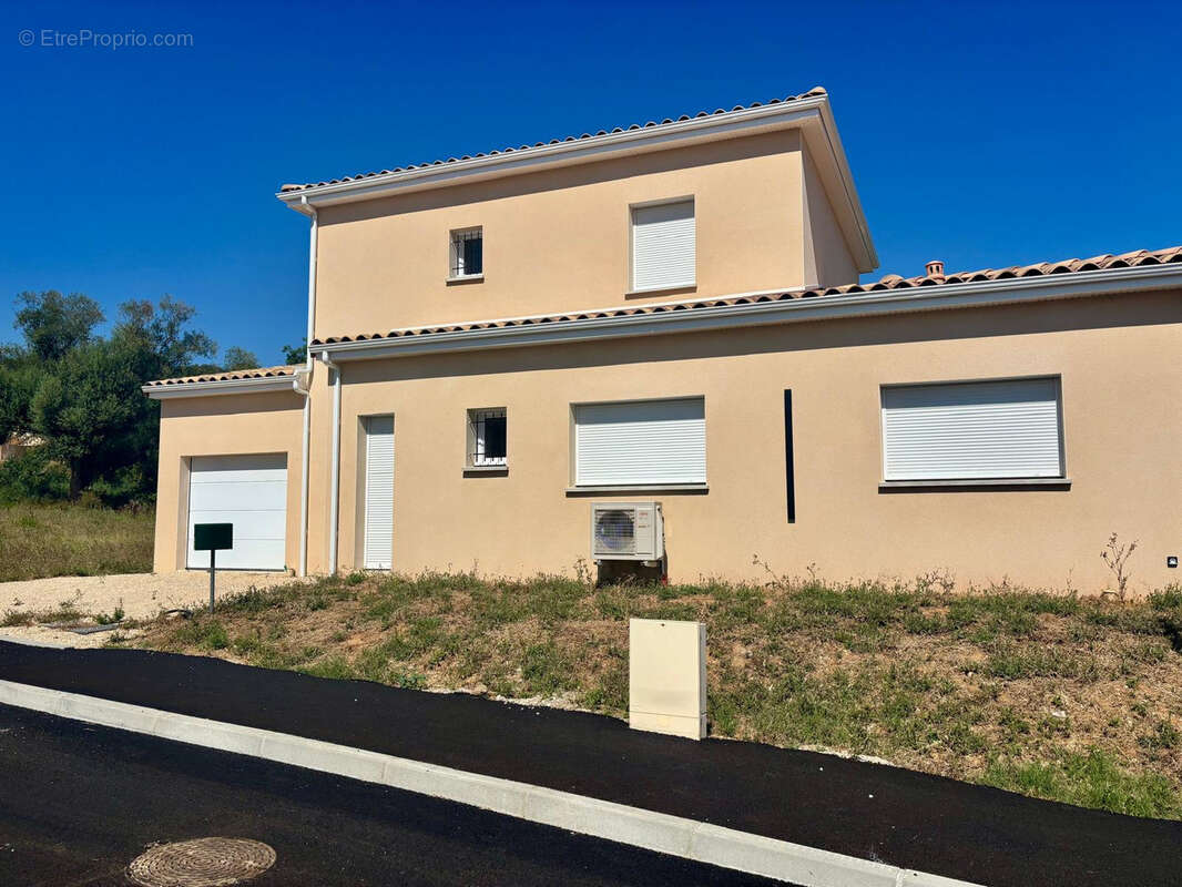 Villa contemporaine neuve de 151 m2 habitables et Terrain de735 m2 - Proche Grignan - photo 24