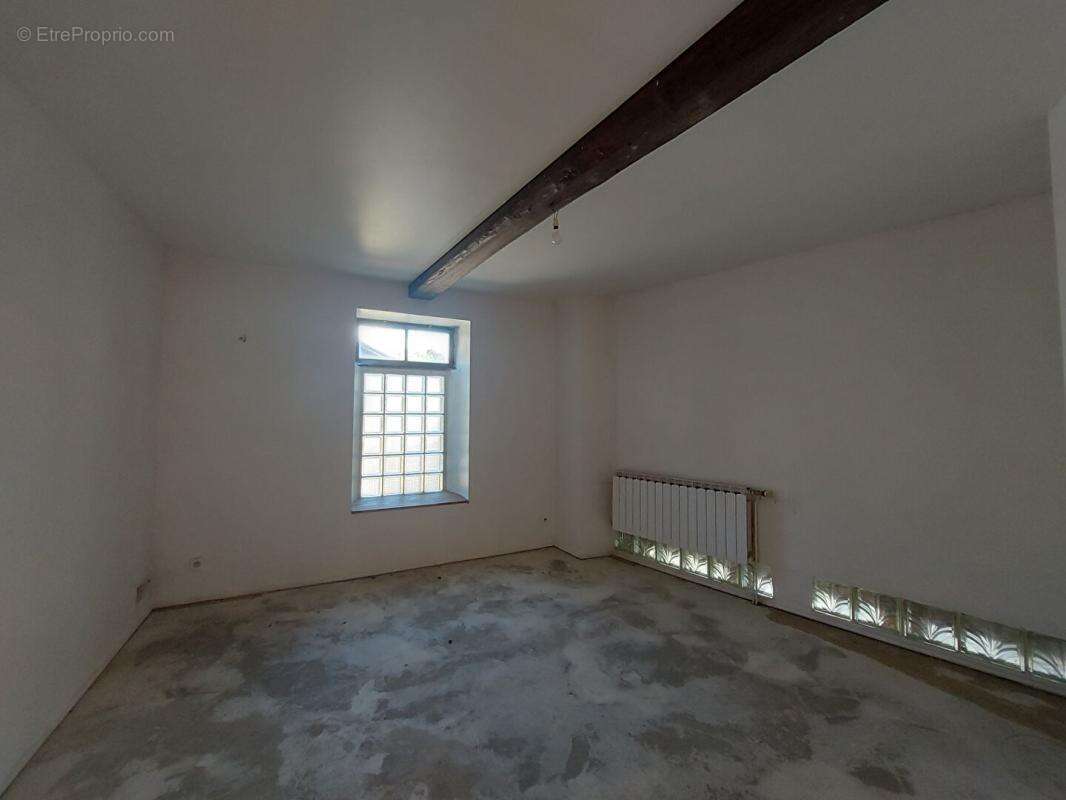 Maison de village 6P 147 m2 CHAMOUX-SUR-GELON (73390) - photo 4
