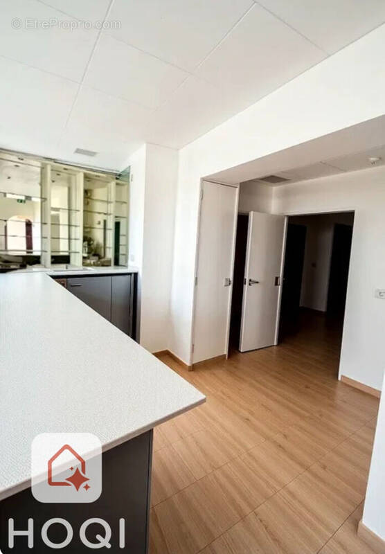 Commerce à AIX-LES-BAINS