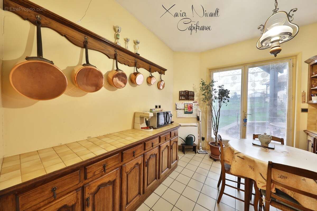 Maison à vendre 5 pièces proche de SAINT JEAN LE PRICHE (71) - photo 8