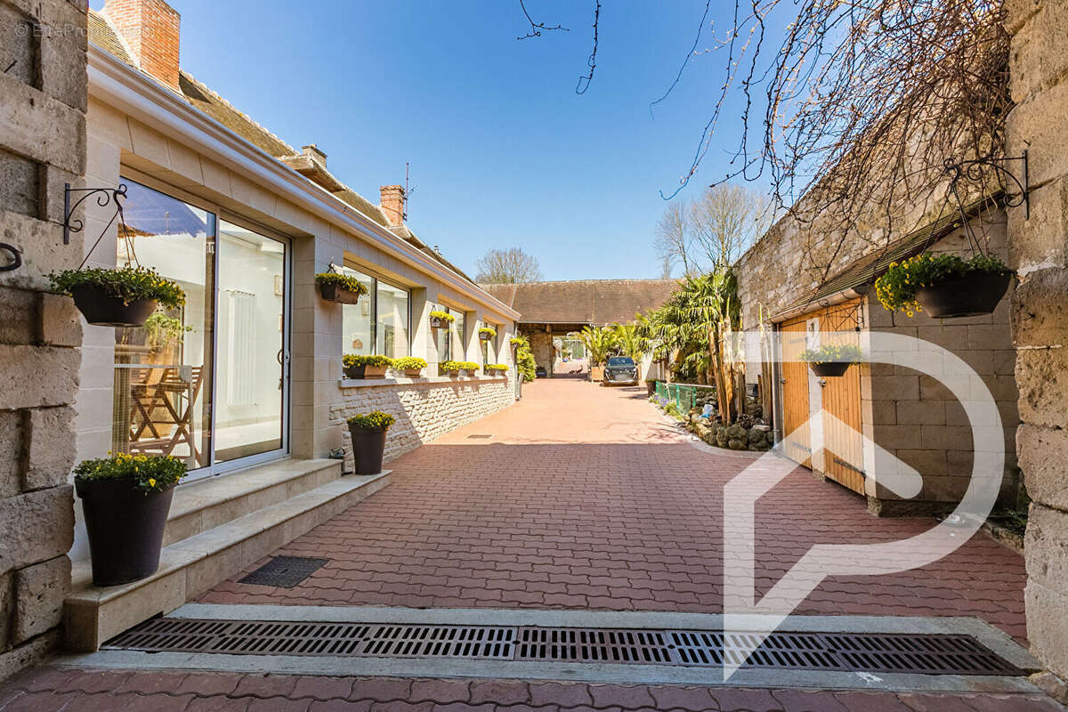 Maison à GRANDFRESNOY