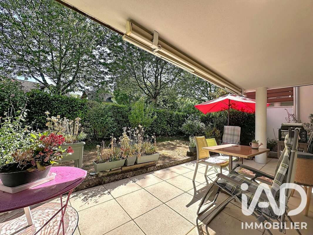 Appartement 89 m² à Quintal  - photo 3