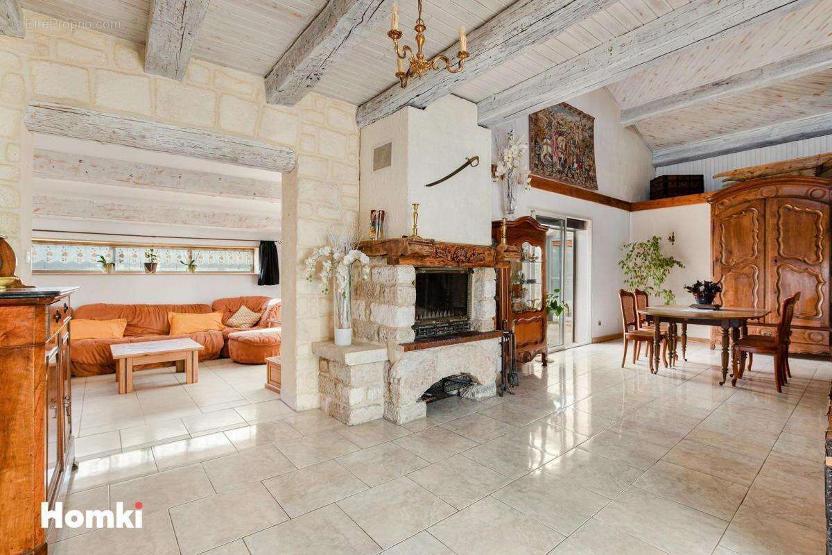 Maison à VILLEVEYRAC