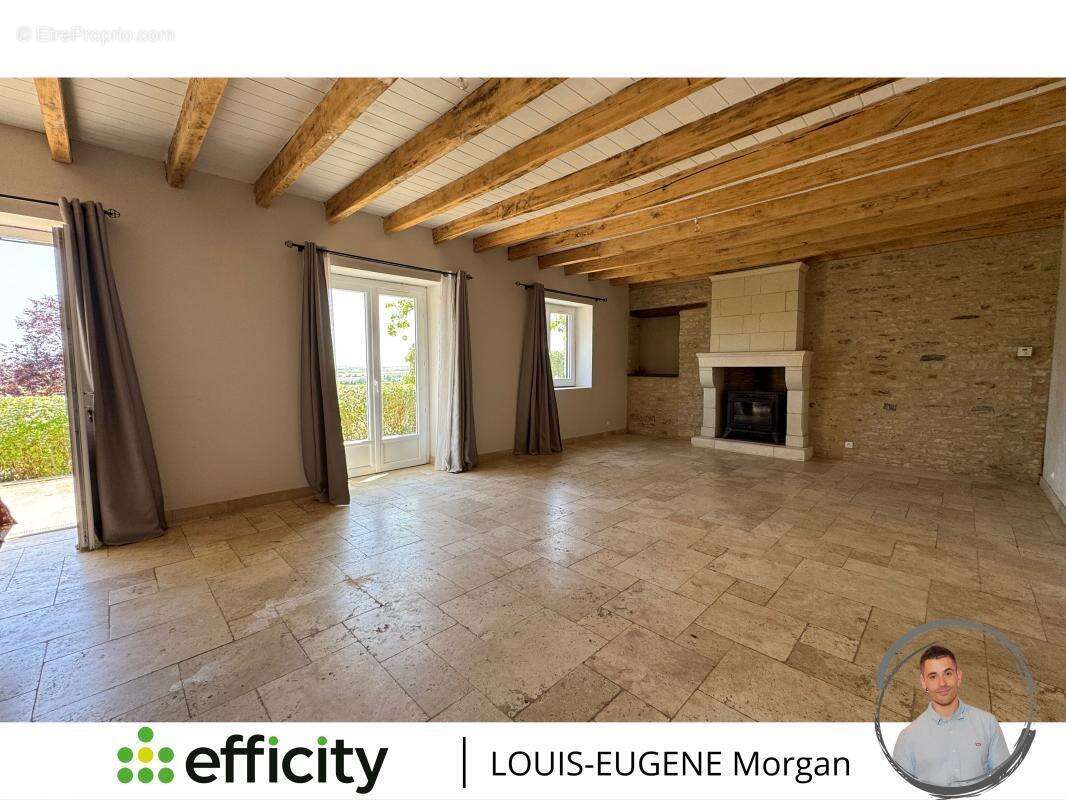 Maison à SAINT-JEAN-DE-SAUVES