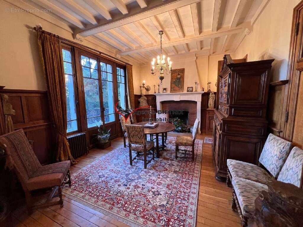 Maison 433 m² à Parmain  - photo 14