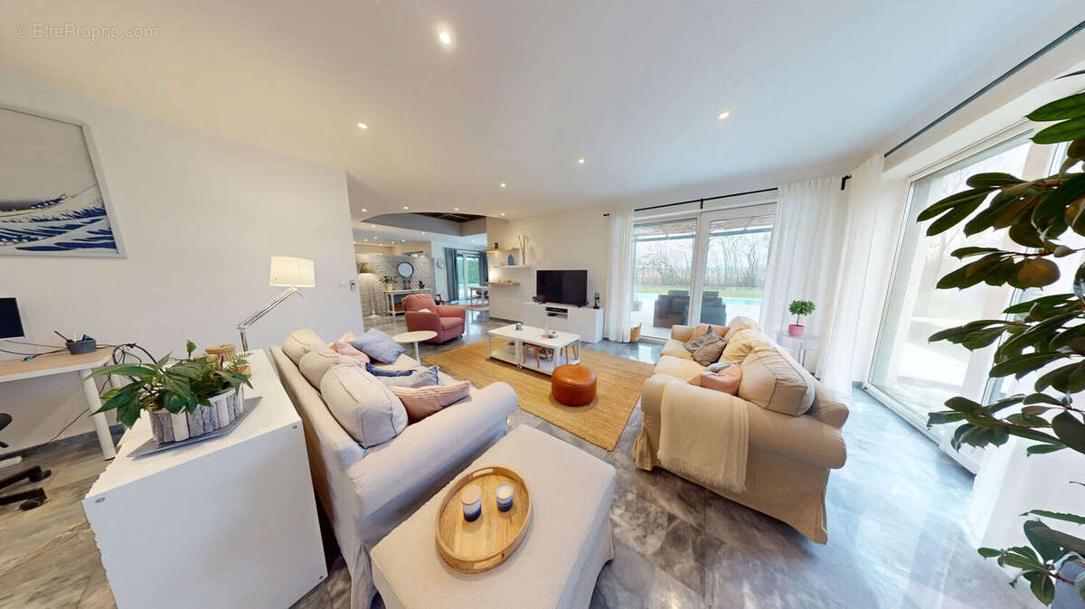 Commerce à WETTOLSHEIM