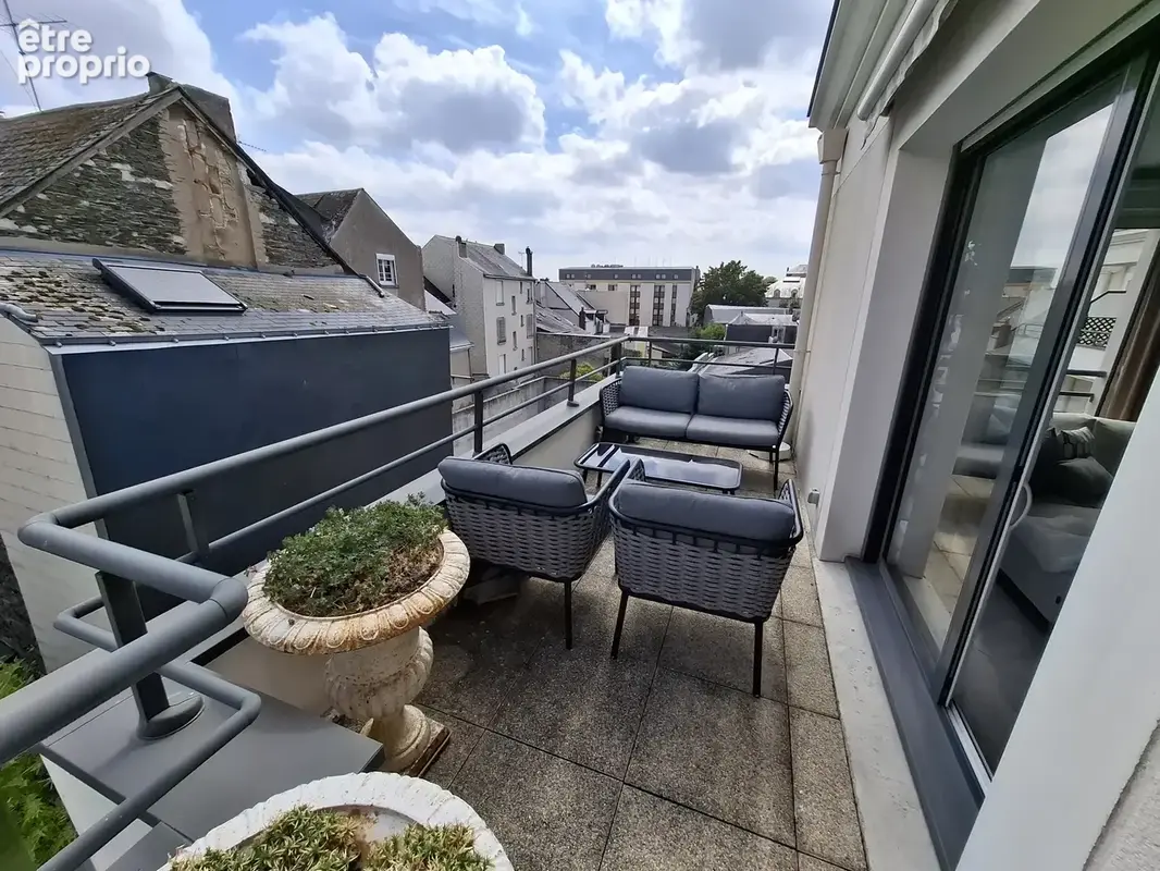 RARE T4 centre ville avec terrasse sans vis à vis - photo 3