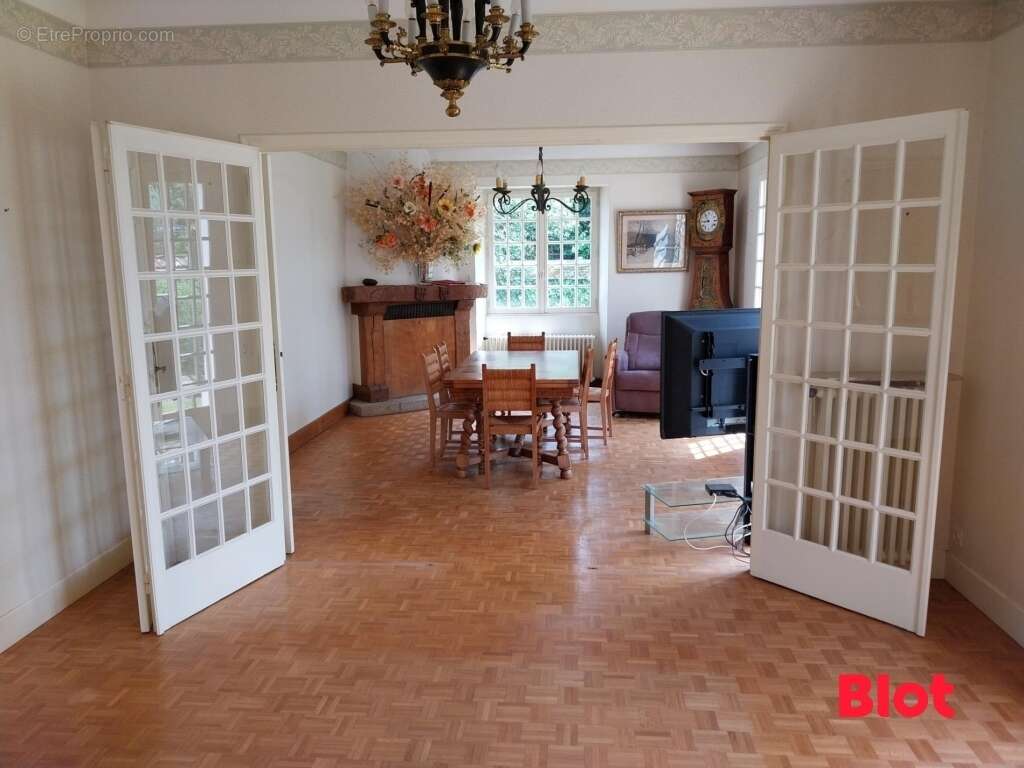 Maison à LA GUERCHE-DE-BRETAGNE