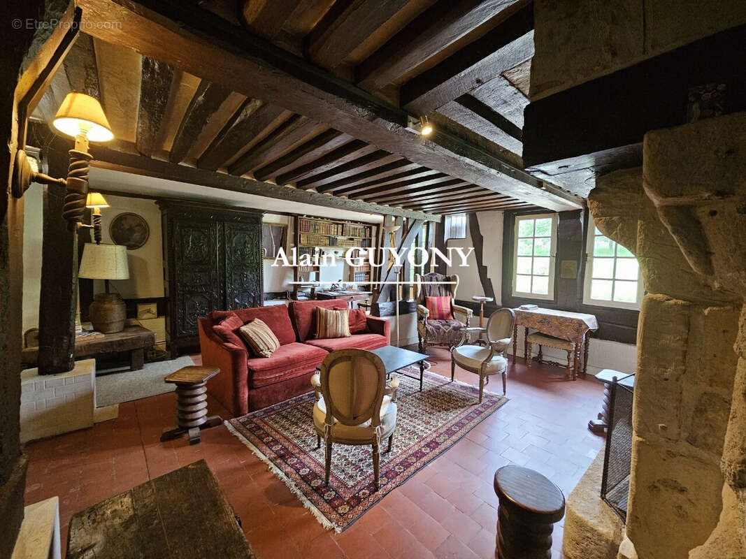 Maison 145 m² à Pont-L'eveque  - photo 3