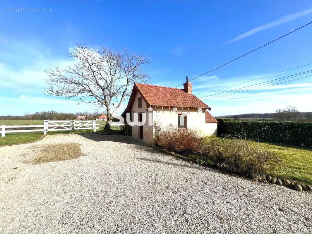 Maison à SAINT-GERMAIN-DU-BOIS